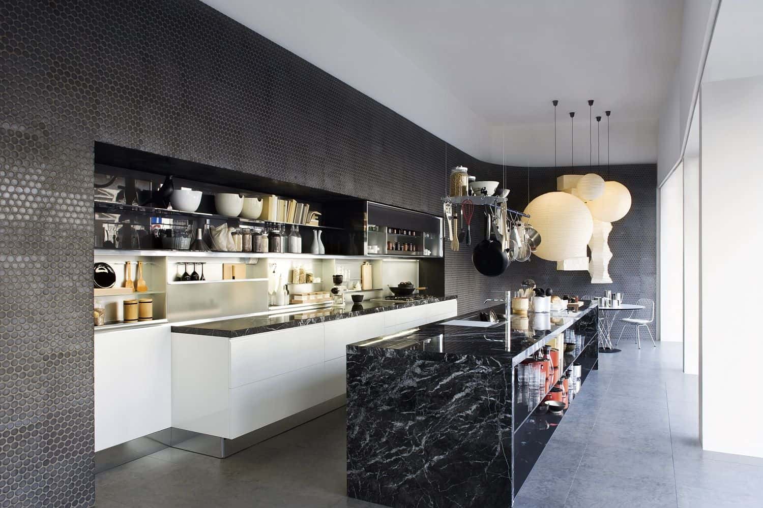 Black kitchen black marble