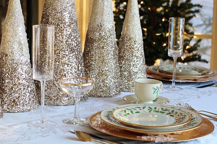 Golden Christmas table