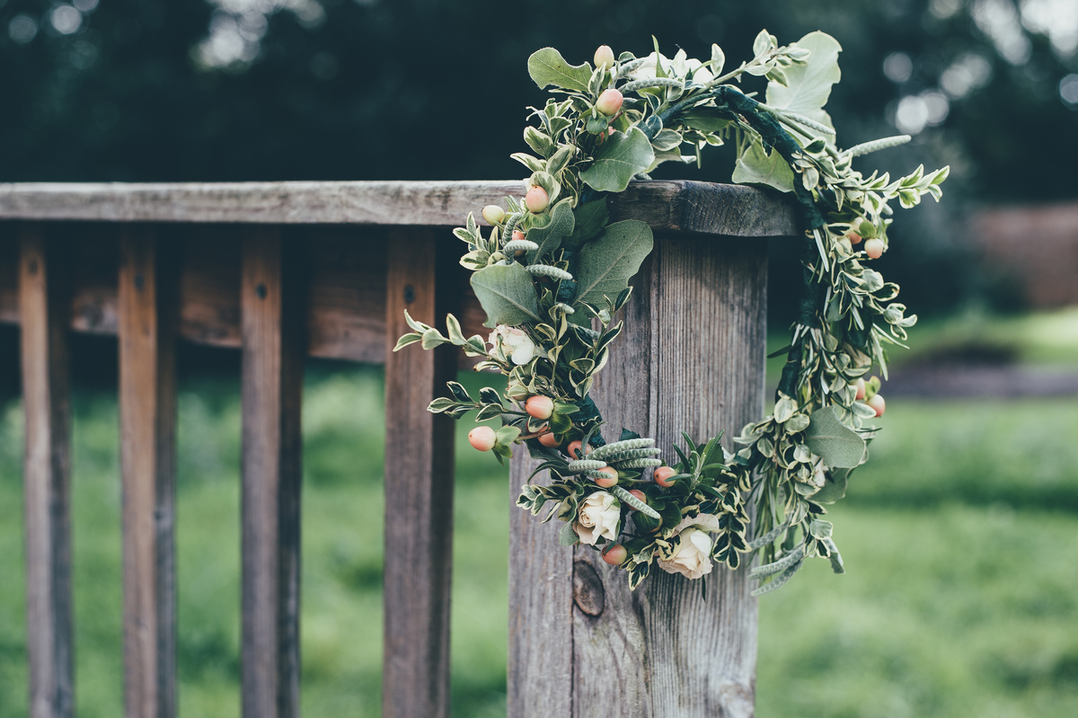 Ghirlanda di decorazione primaverile