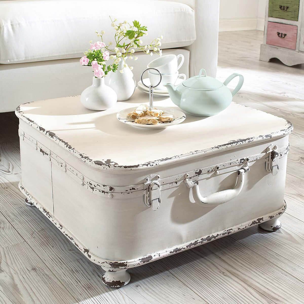 Mesa de la caja shabby chic