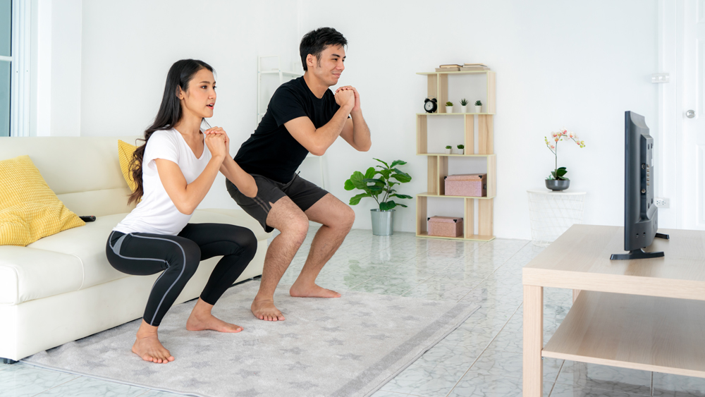 Un pequeño gimnasio en casa: ¿cuál es el mejor equipo de ejercicio en casa para principiantes?