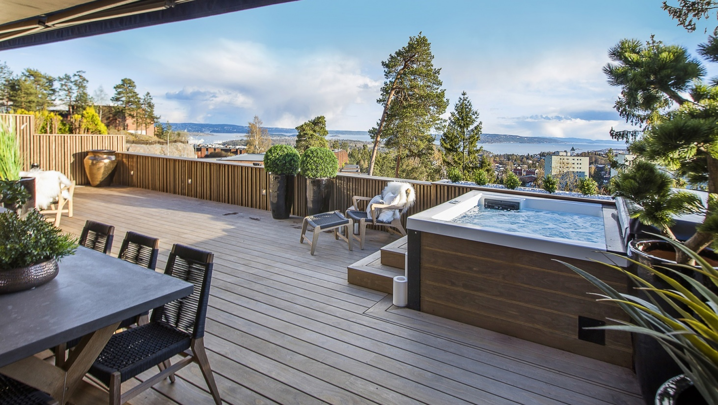 Wooden outdoor flooring on balcony