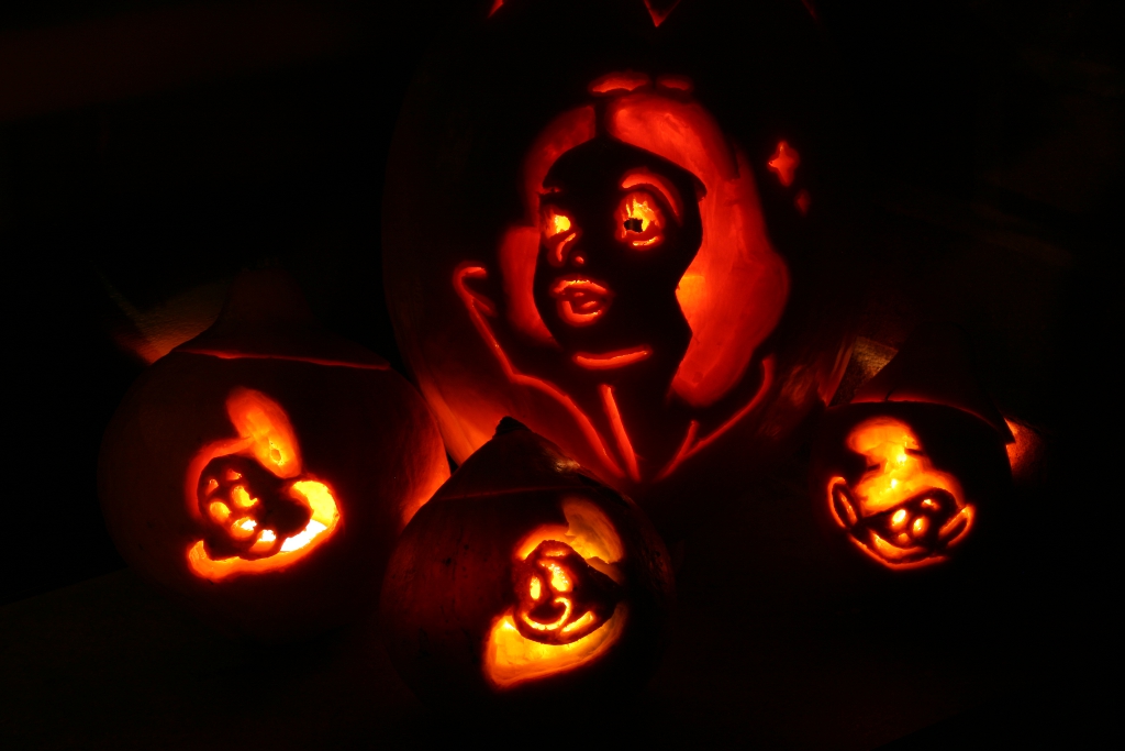 Pumpkin carving stencils - Snow White