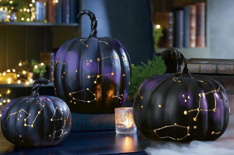 Decorazione di Halloween - zucche stellate