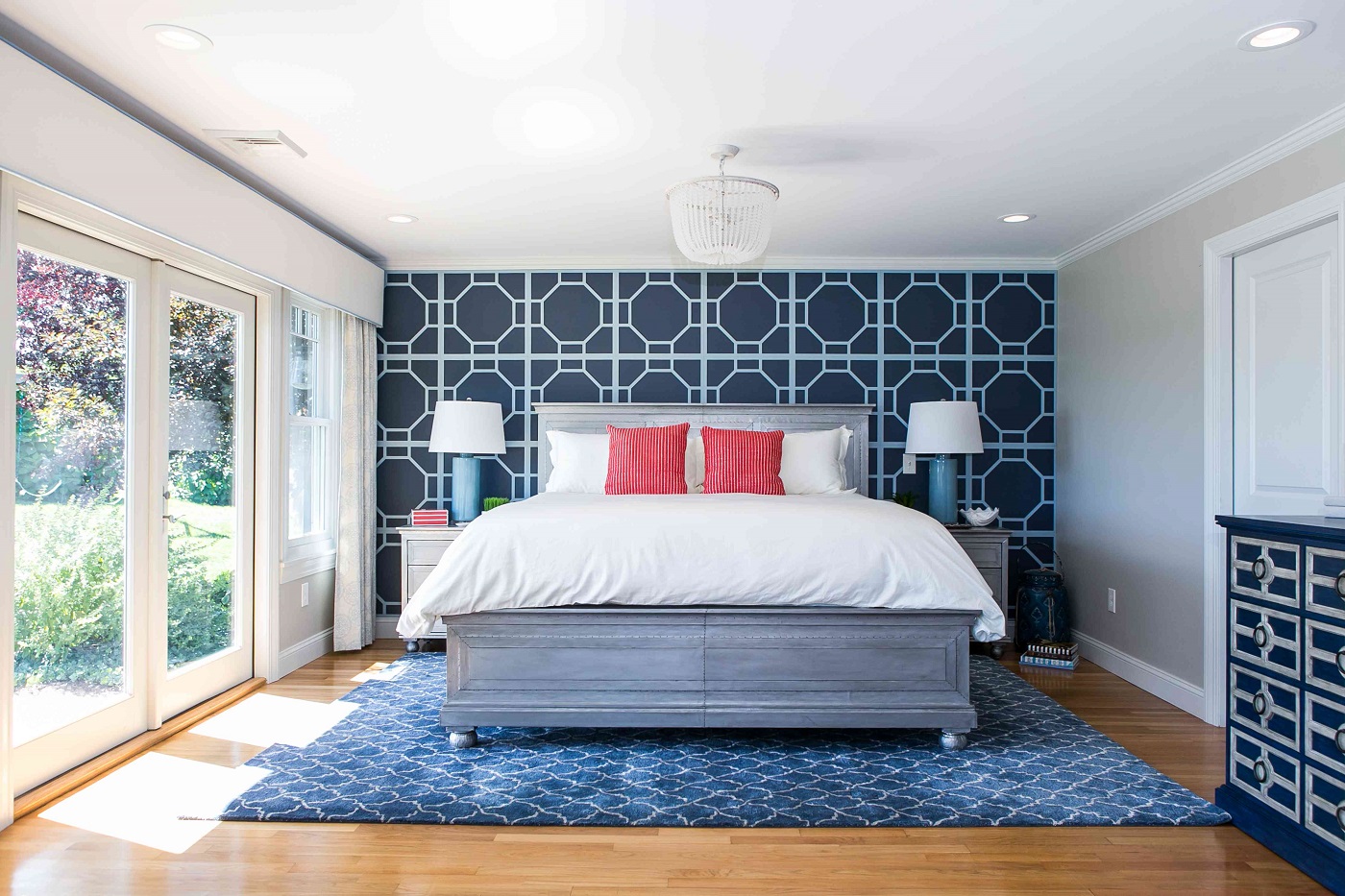 Dark Blue Bedroom - 4 Perfect Navy Bedroom Ideas to Try