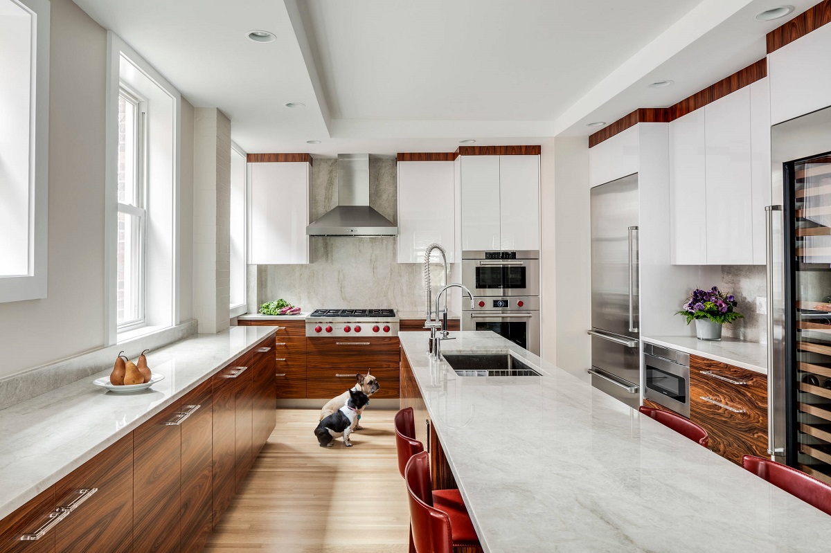 White kitchen and rosewood color