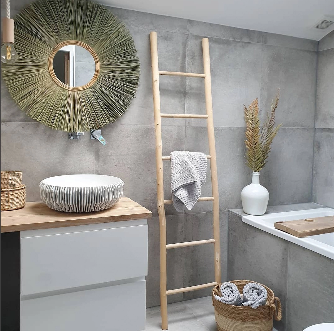 Legno in bagno - scegliere lo stile Boho