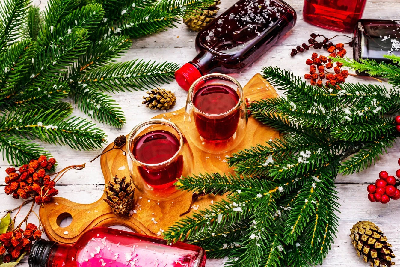 5 Recettes de Liqueur de Noël - Les Meilleures Liqueurs de Noël Faites Maison