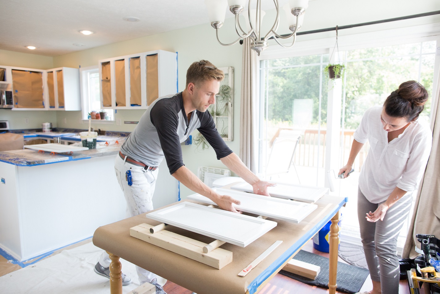 Painting Kitchen Furniture - Learn How to Restore Kitchen Cabinets