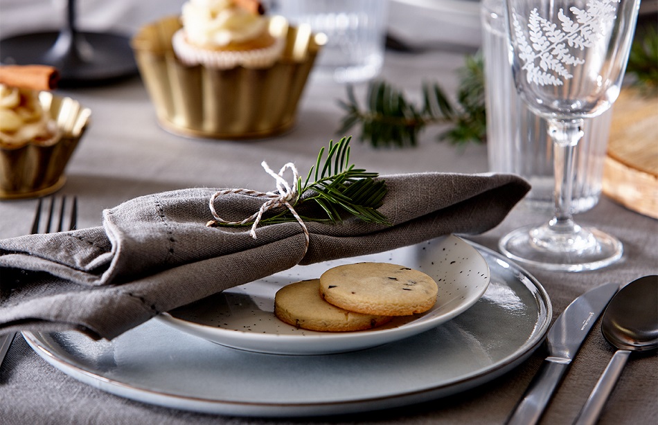 Idee per l'allestimento della tavola - decorazione del piatto dei biscotti