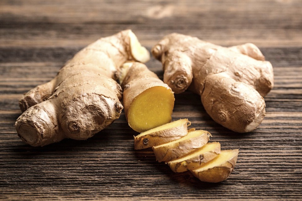 Healthy quince liqueur with ginger