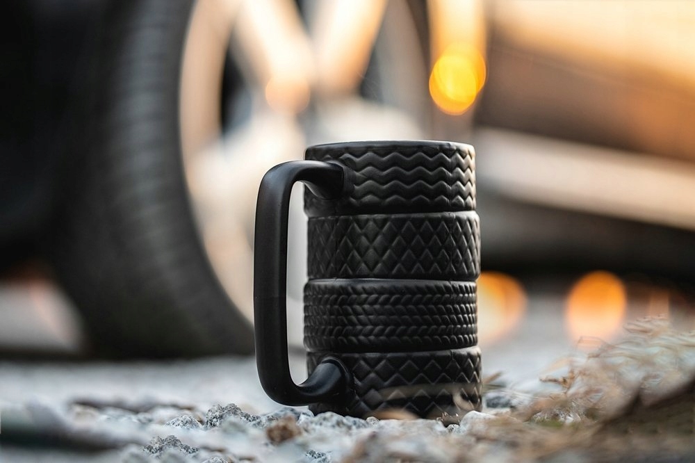 Una tazza originale - un regalo di Natale per papà che ama il caffè