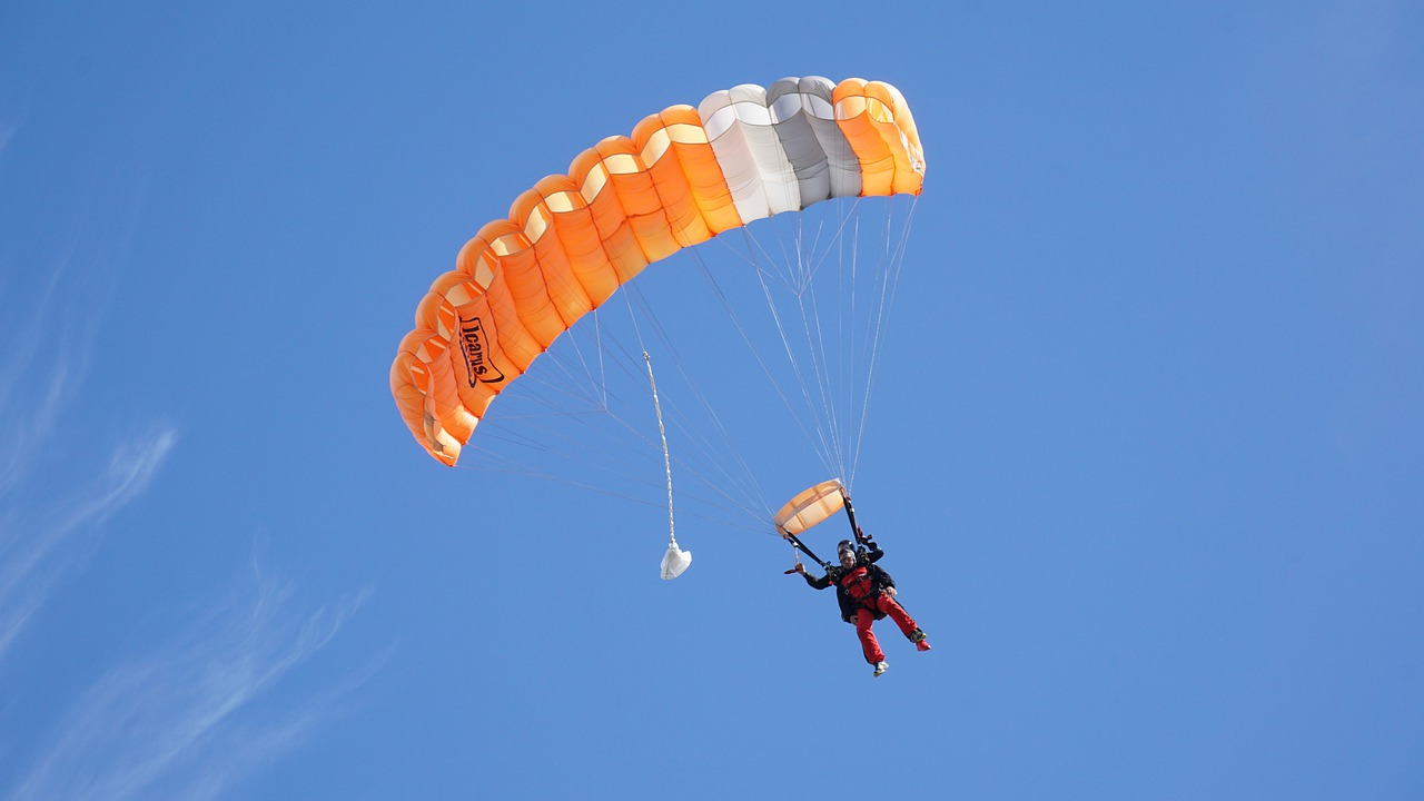 Un buono per il divertimento estremo - un regalo di San Valentino per un fidanzato che ama l'adrenalina