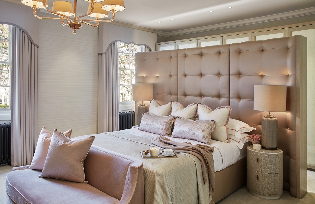 Des couleurs pastel dans une chambre glamour