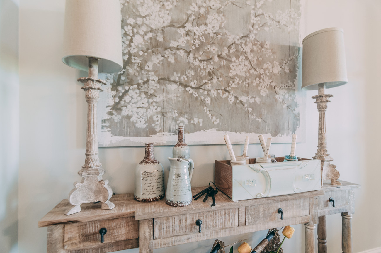 Un corridoio d'appartamento shabby chic