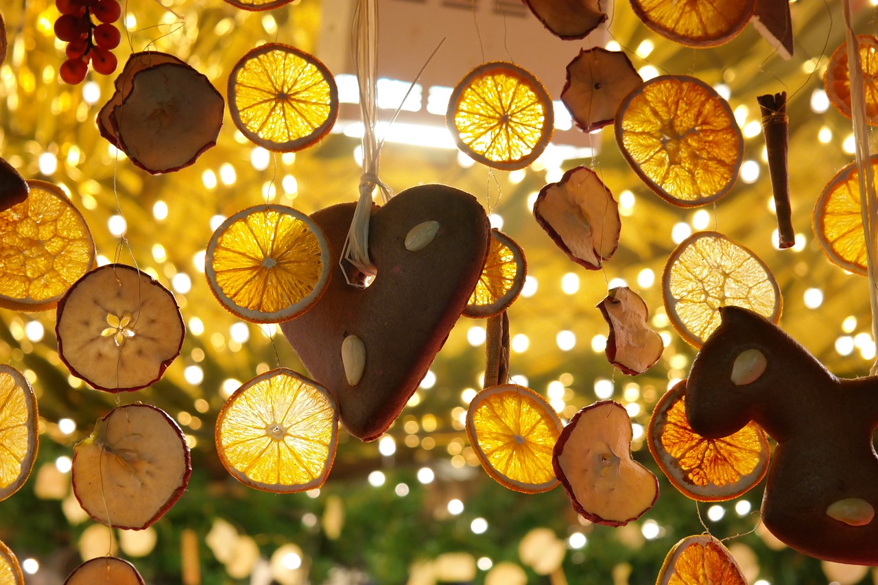 Décorations séchées pour les fenêtres de Noël - beau parfum de fruit