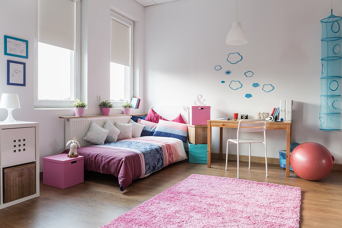 Des couleurs pastel dans une chambre d'enfant ou d'adolescent