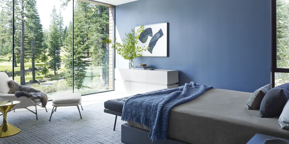 Couleurs calmes et élégantes pour la chambre à coucher - différentes nuances de bleu