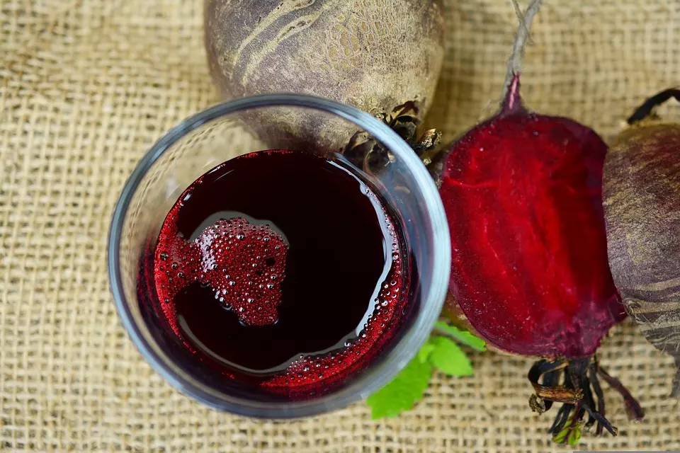 Wirksame Hustenmittel? Rote-Bete-Sirup!